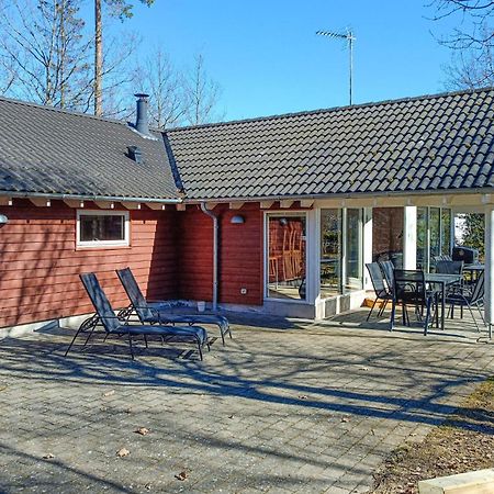 Beautiful Home In Koepingsvik With Kitchen Extérieur photo