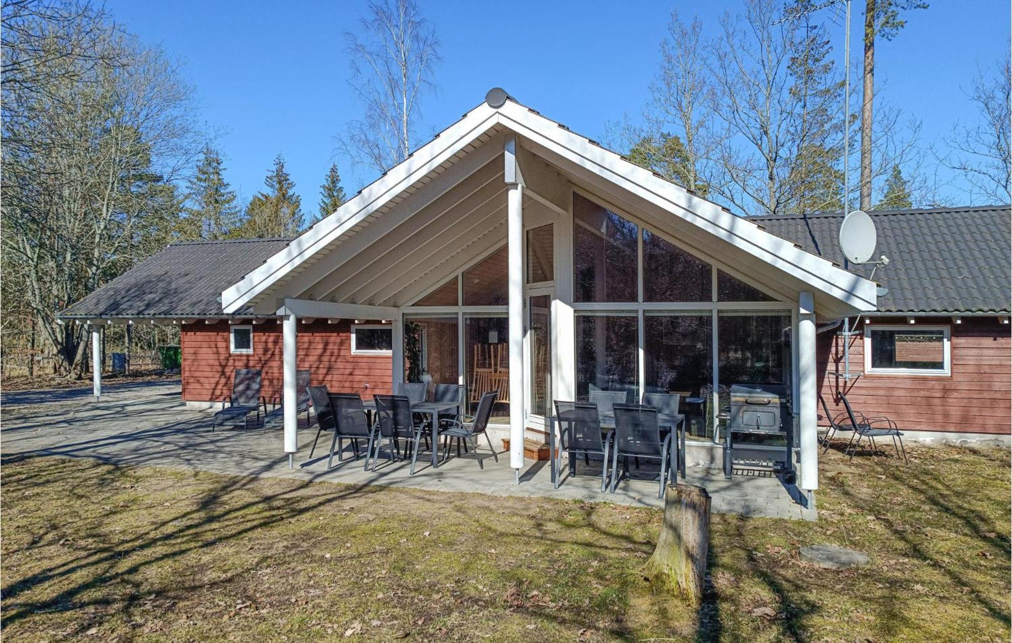 Beautiful Home In Koepingsvik With Kitchen Extérieur photo